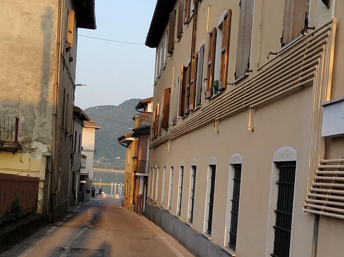 Casa Clusane D'Iseo 2 Passi Dal Lago エクステリア 写真